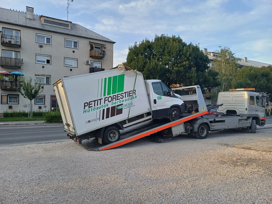 Furgonmentés 6.5 tonnáig
